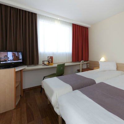 Hotel Ibis Ostbahnhof 4*